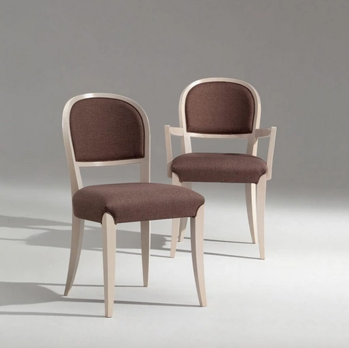 Sedia Flora LG in tessuto imbottito con e senza braccioli con struttura in legno di Sedie Brianza