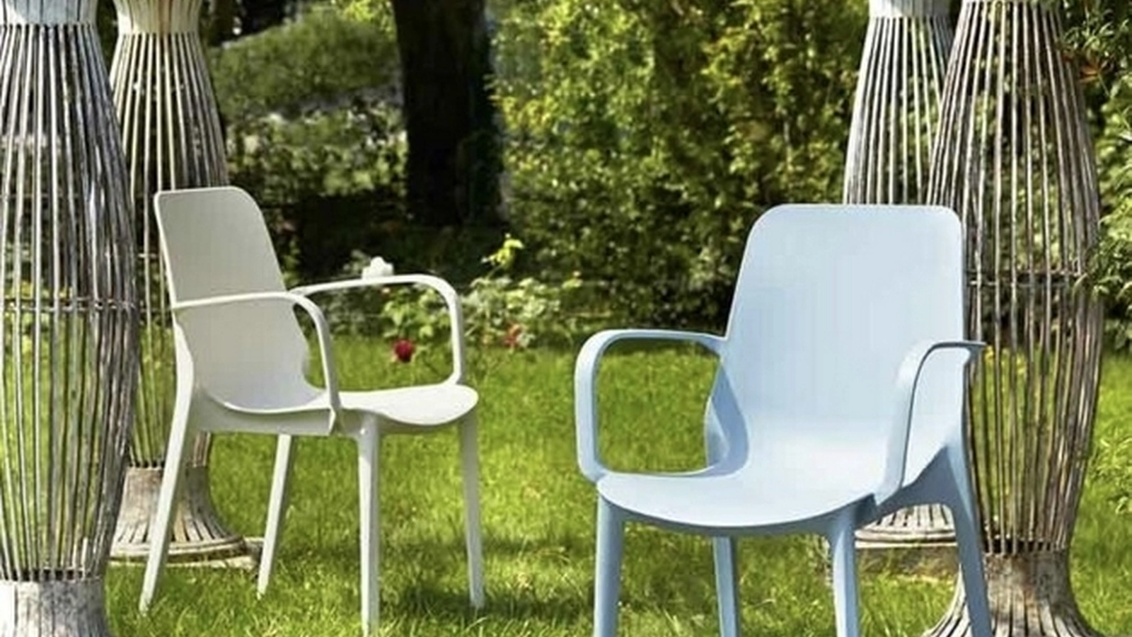 Sedia Ginny in polipropilene con braccioli di Sedie Brianza