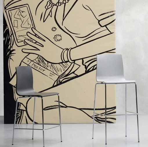 Sgabello Lila SG in polipropilene e metallo di Sedie Brianza