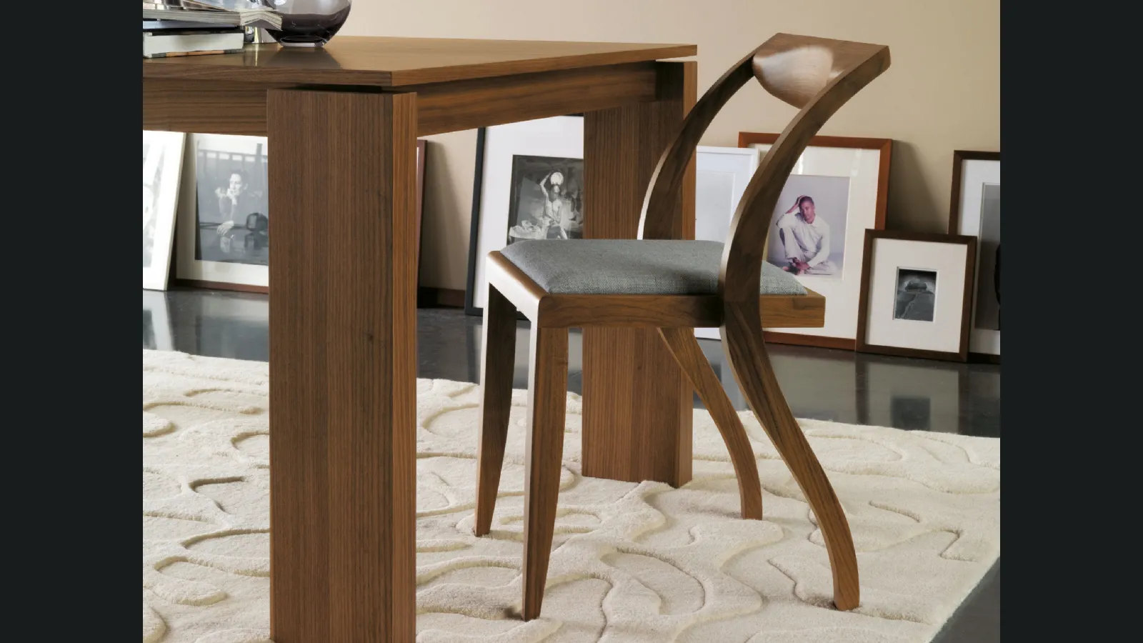 Sedia di design Arlekin di Porada