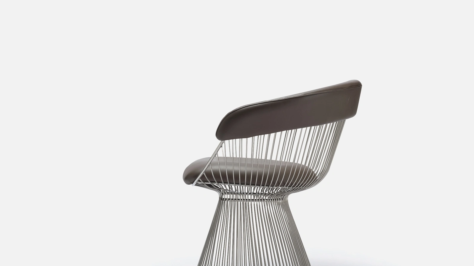 Sedia Raffinatezza in metallo e pelle di Sigerico