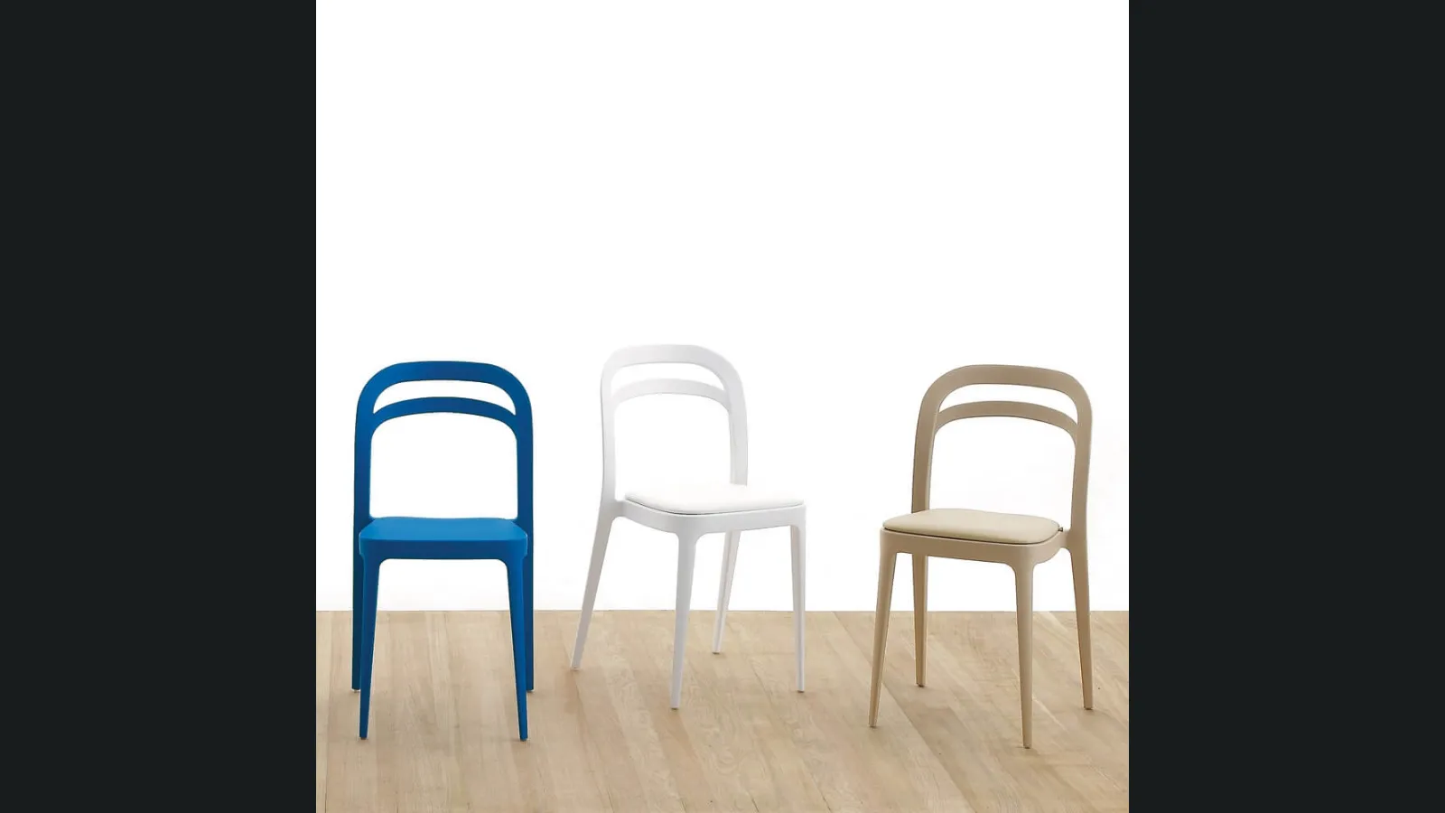 Sedia impilabile in polipropilene di Ponti Terenghi