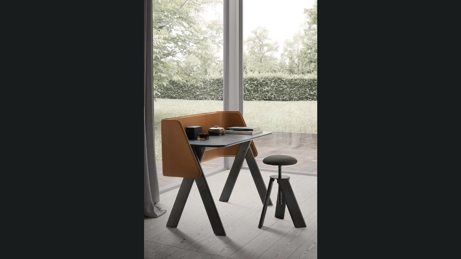 Sgabello regolabile in altezza con seduta in tessuto imbottito Squid di Presotto