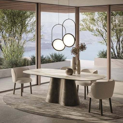 Sedia Shanti in tessuto imbottito di Ronda Design