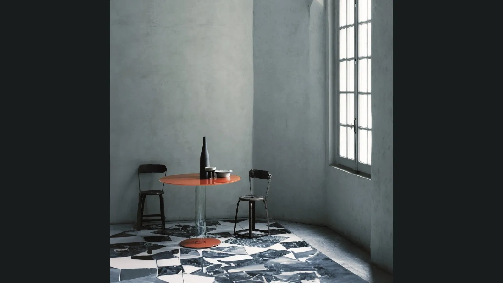 Tavolo Hub Bistrot di Glas Italia