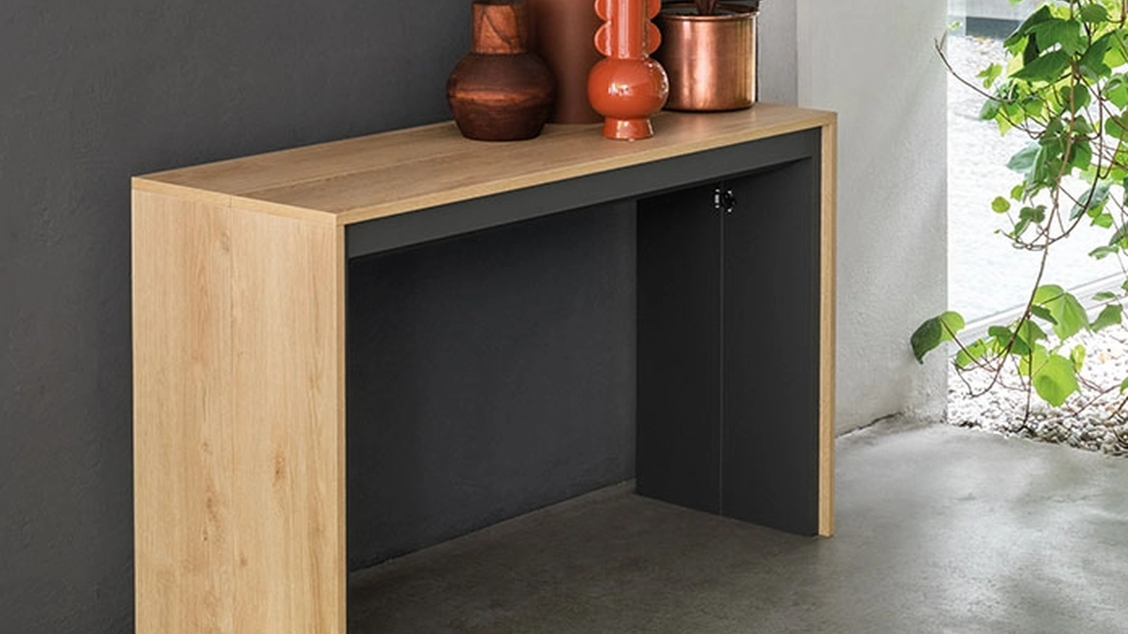 Tavolo consolle allungabile chiuso Leon in melaminico effetto legno di Sedie Brianza