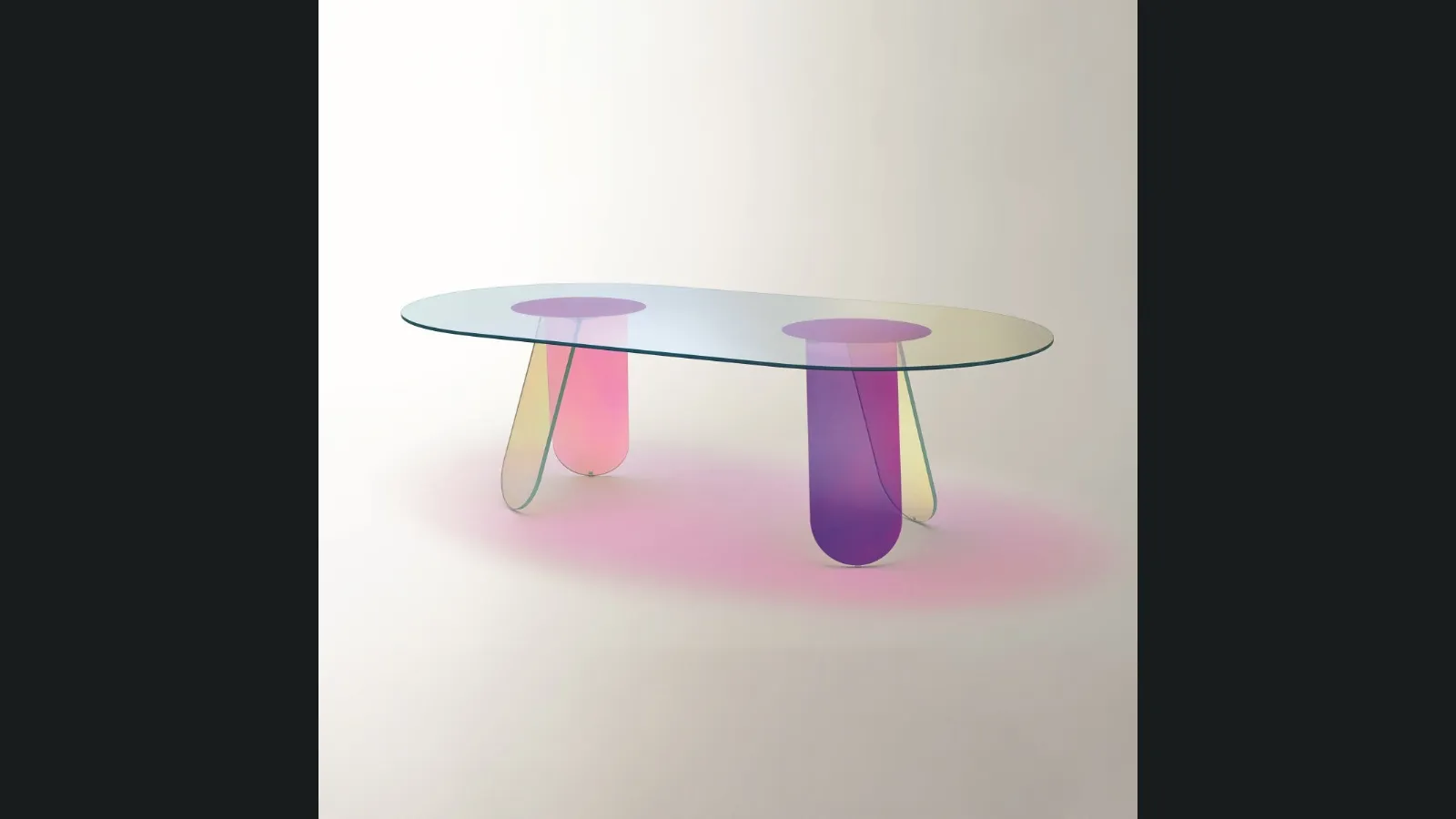 Tavolo Shimmer di Glas Italia