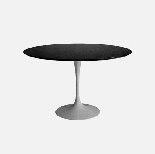 Tavolo Sofisticato di Sigerico