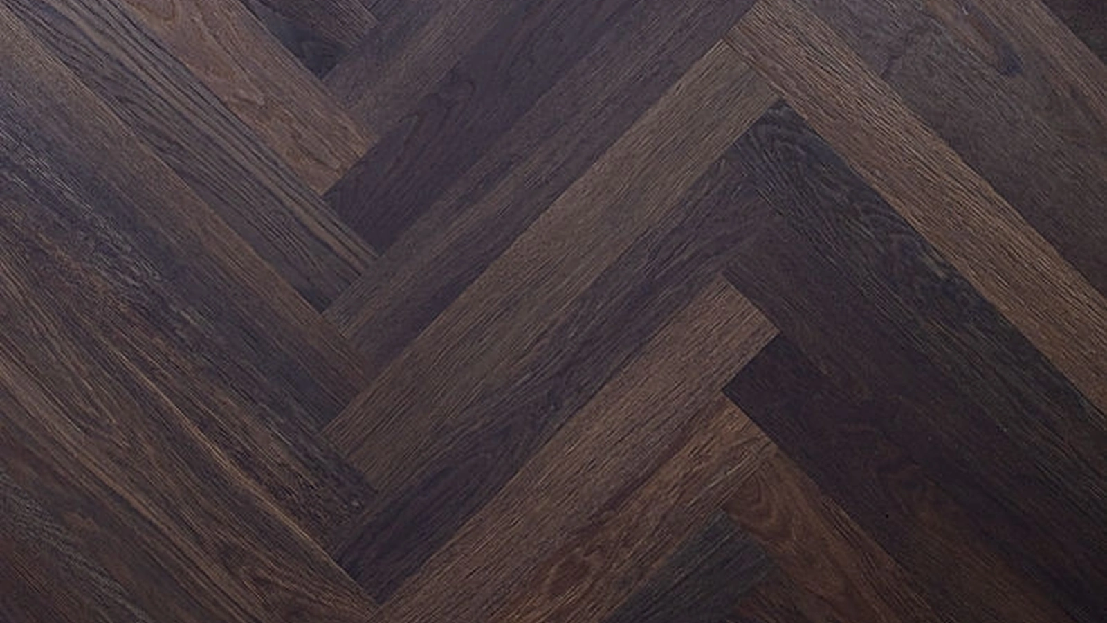 Parquet Floor City Line Smoked Fishbone in essenza rovere di Giacobazzi