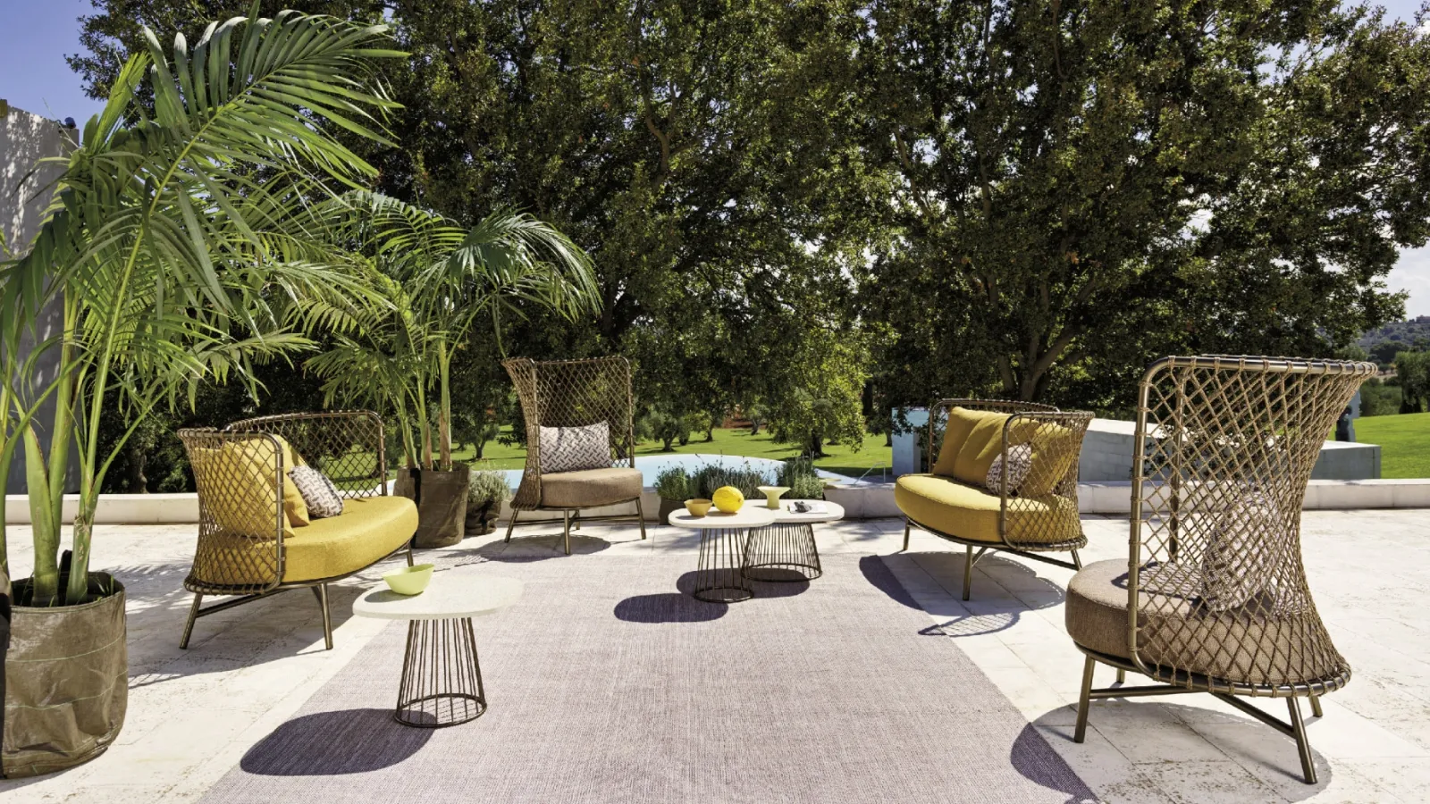 Charme arredo da esterno in metallo e tessuto imbottito di Roberti