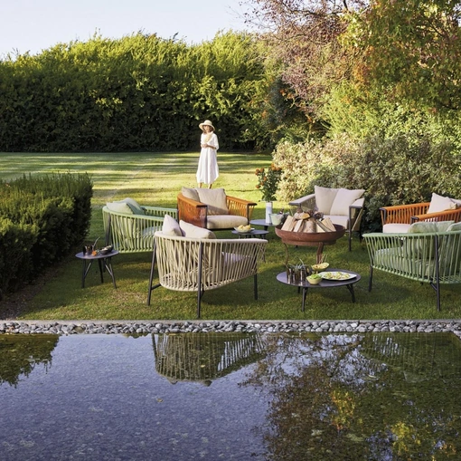 Poltrona Corolle in acciaio e corda di Roberti