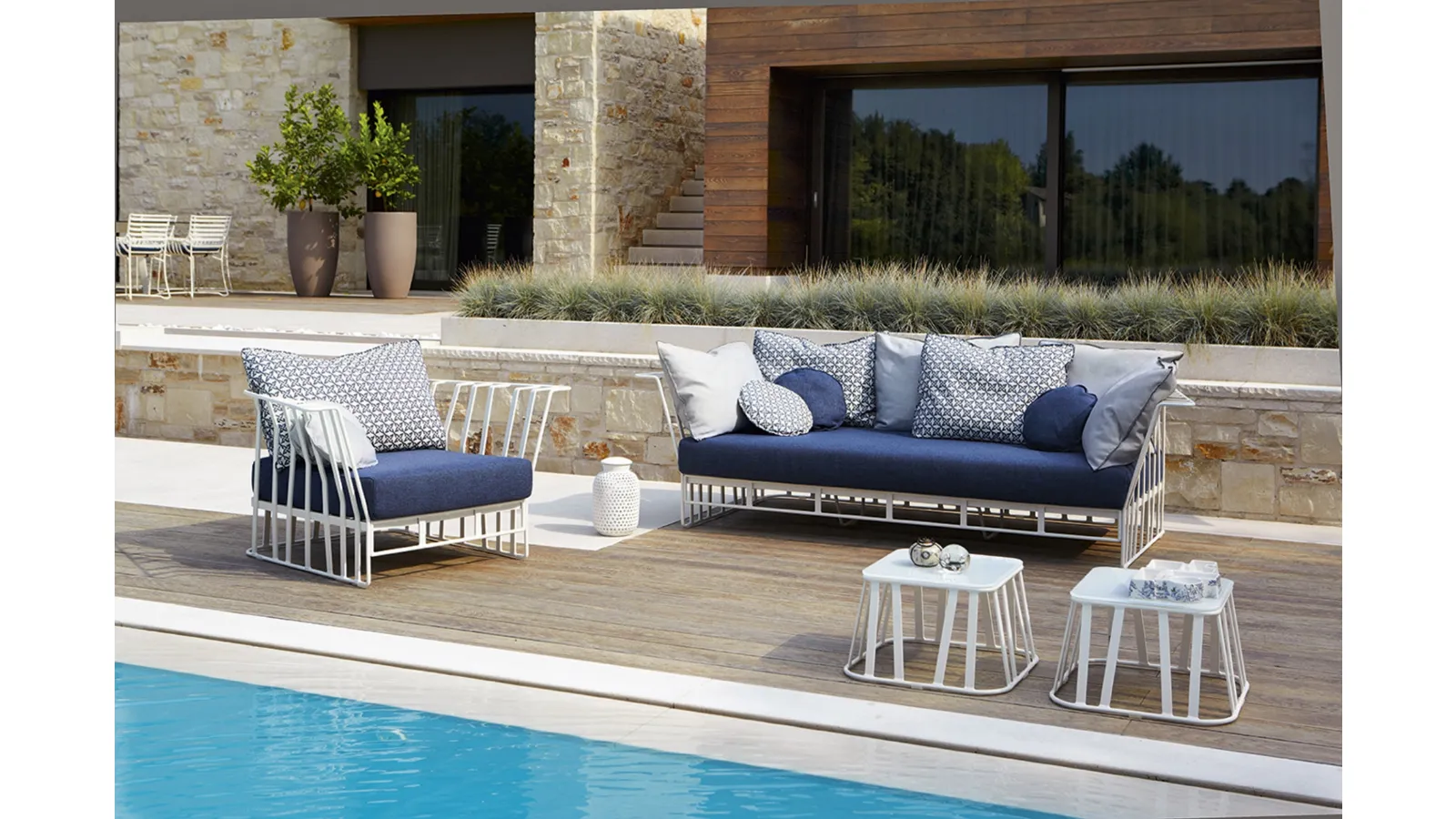 Arredo da esterno Hamptons Graphics in alluminio e tessuto di Roberti