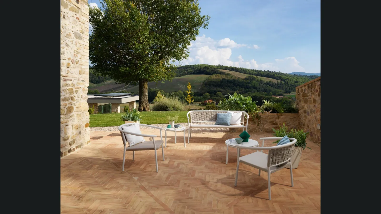 Arredo da esterno Lipari in tessuto e alluminio di Roberti