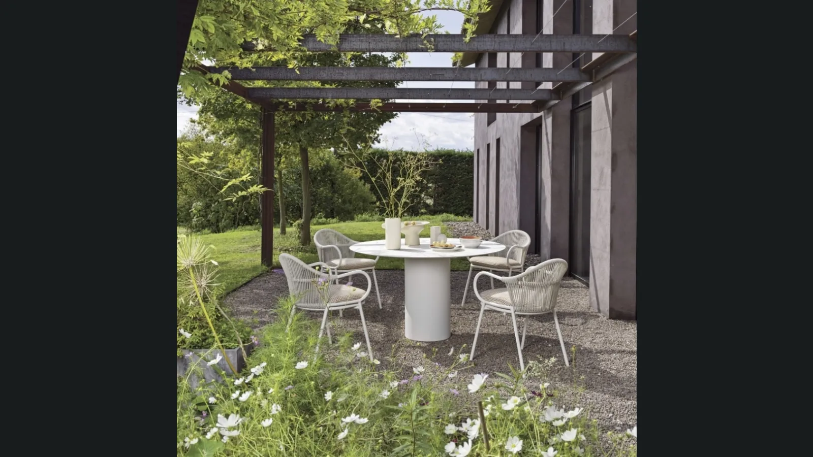 Tavolo e Sedie Queen di Roberti