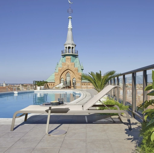 Lettino prendisole e tavolino Key West di Roberti