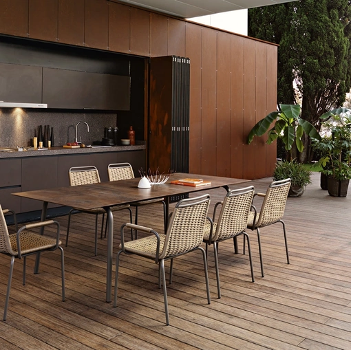 Sedia Portofino intrecciata con corda nautica di Roberti