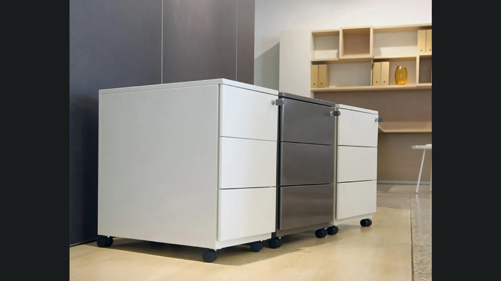 Cassettiera per Ufficio in Metallo a tre cassetti di Estel