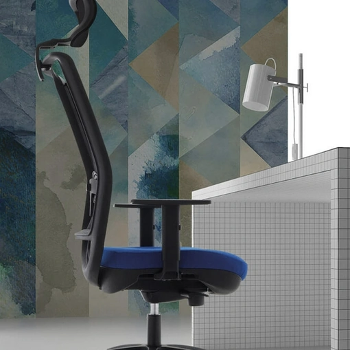 Seduta Operativa Gipsy con sedile in tessuto imbottito e scjhienale in tessuto tecnico a rete traspirante di Sedie Brianza