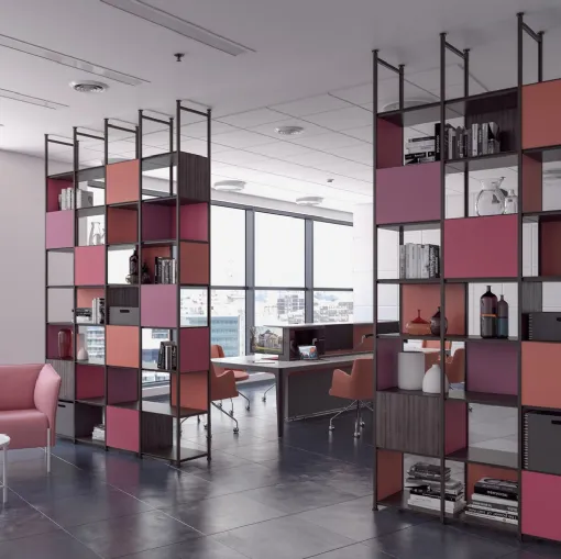 Libreria Modulare con elementi in legno laccato e struttura in metallo Libra di Estel