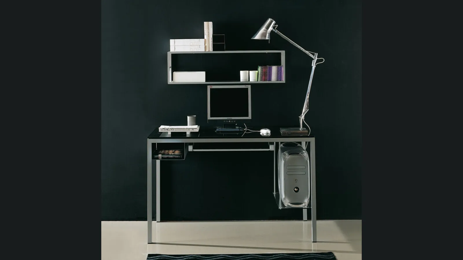 Scrivania Operativa Led di Ponti Terenghi