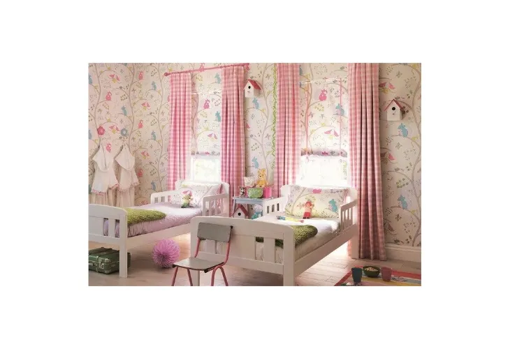 Carta da parati per bambini con piccoli animali del bosco Going Batty di Larsen