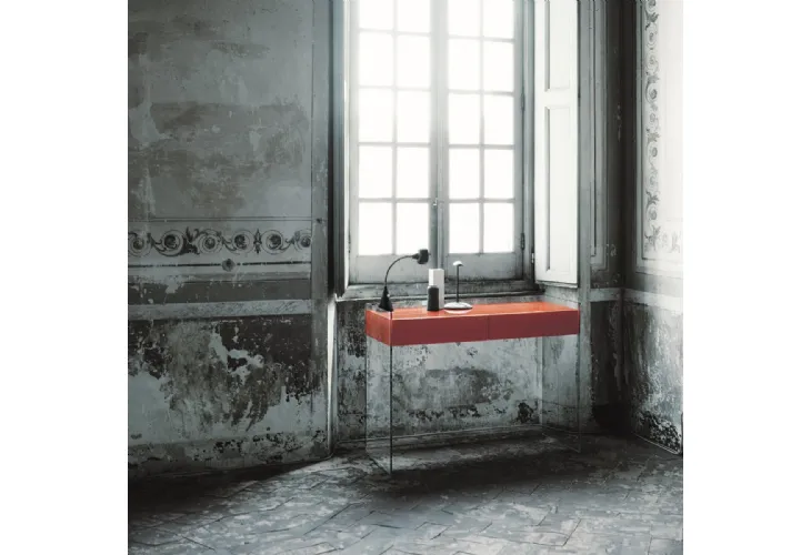 Scrittoio Float di Glas Italia