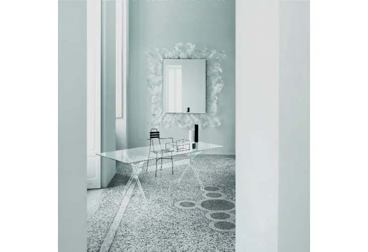 Specchio Sturm und Drang di Glas Italia
