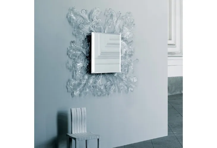 Specchio Sturm und Drang con cornice in Cristallo di Murano di Glas Italia