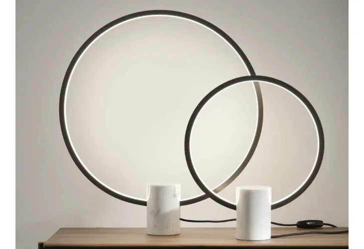 Lampada da tavolo Halo di Porada