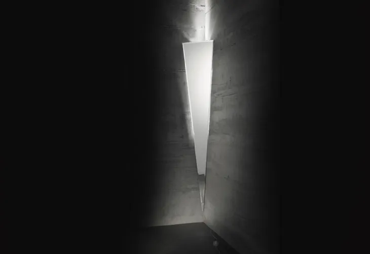 Lampada ad angolo da parete Petra di Reflex