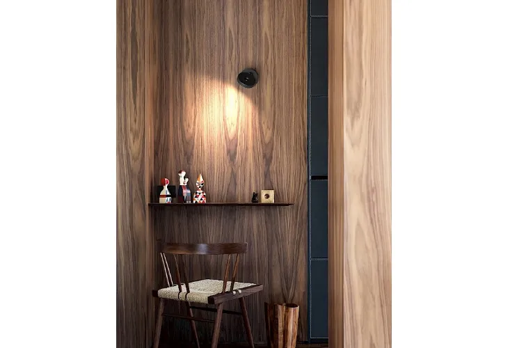 Lampada da parete String di Rotaliana