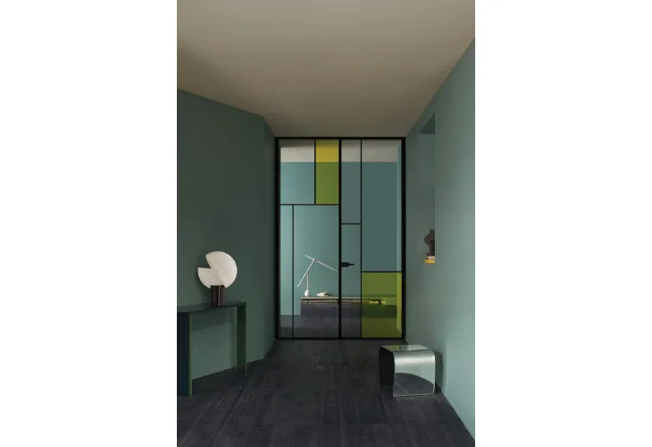 Porta per interni a battente Sherazade Double Swing Slim Jambs Patchwork in vetro con telaio in alluminio di Glas Italia