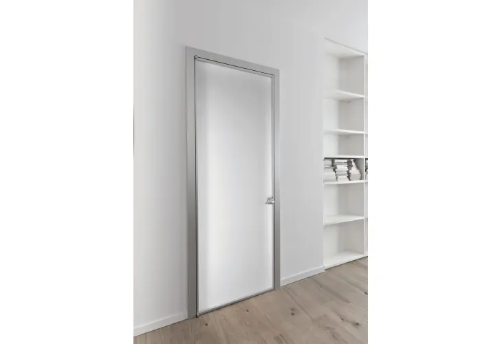 Porta per interni Prima in Vetro Bianco con telaio in alluminio di Albed