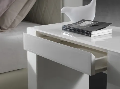 Avantgarde Comodino