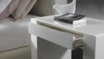 Avantgarde Comodino