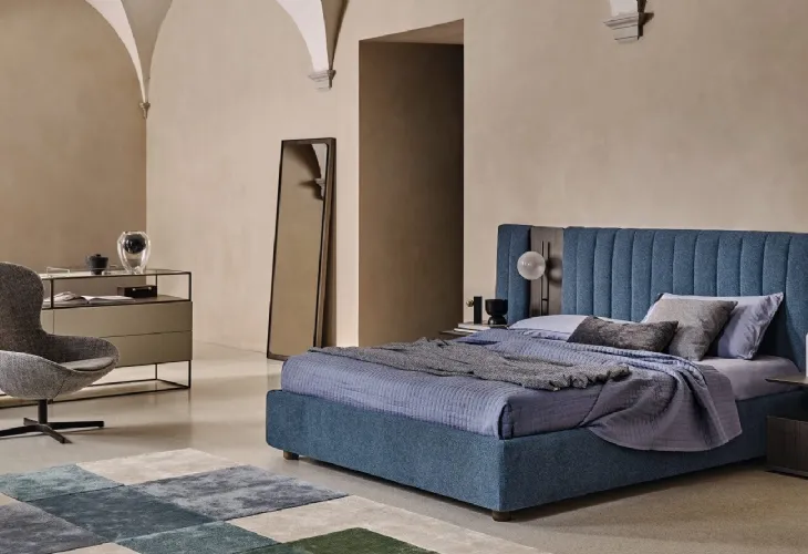 Letto in tessuto con testiera imbottita modulabile Otello di Ditre Italia