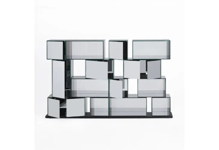 Libreria divisoria bifacciale Quantum in cristallo extralight e cristallo colorato con base in legno di Rovere laccato Nero di Glas Italia