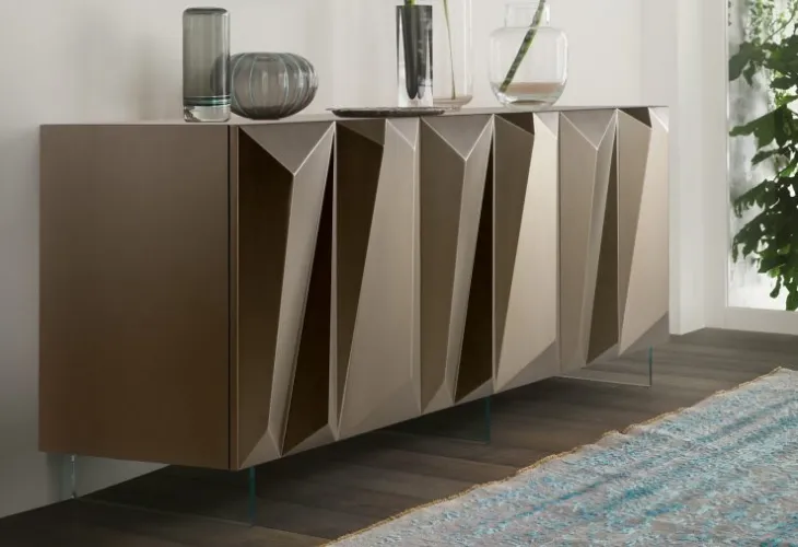 Madia di design in legno laccato Bronze con piedini in vetro trasparente Quartz Buffet di Reflex