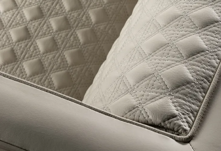 Poltrona in pelle trapuntata Avantgarde di Reflex