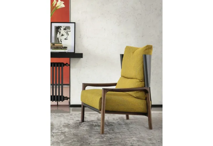 Poltrona Vera Bergere in tessuto, cuoio e legno di Porada