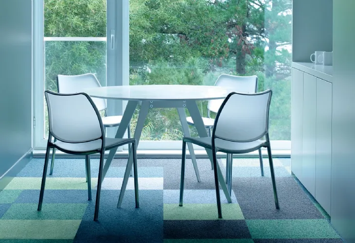 Tavolo rotondo Aise Metal Legs di Treku