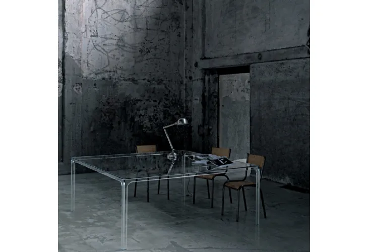 Tavolo Oscar Quadrato in cristallo trasparente extrachiaro di Glas Italia