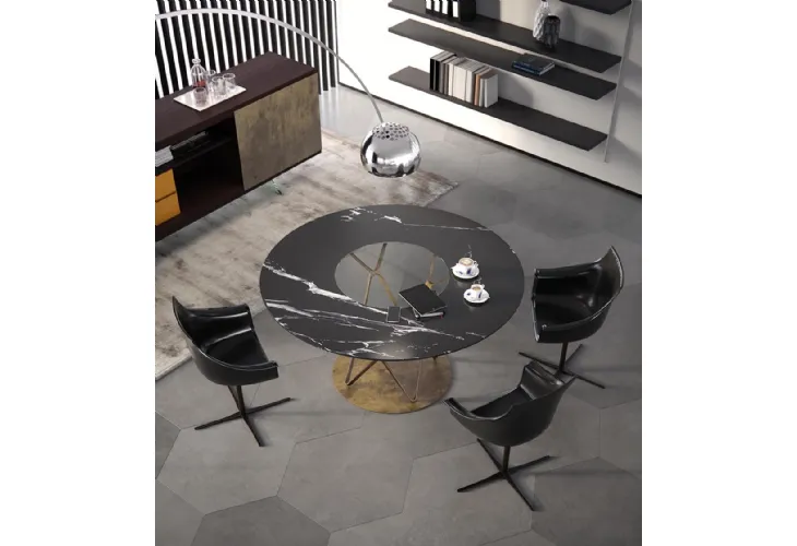 Tavolo rotondo con base in alluminio dal design organico Tori di Estel