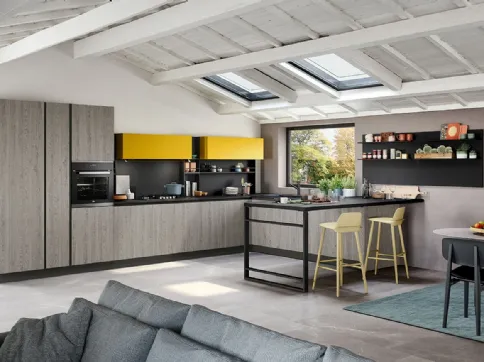 Trend 30 rovere grey e laccato opaco zafferano