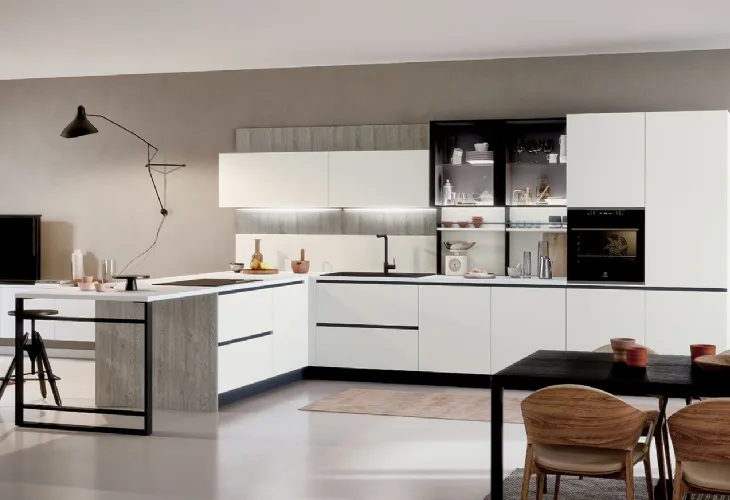 Cucina Moderna angolare con penisola Trend Linea in finitura rovere grey e fenix bianco kos di Forma la cucina